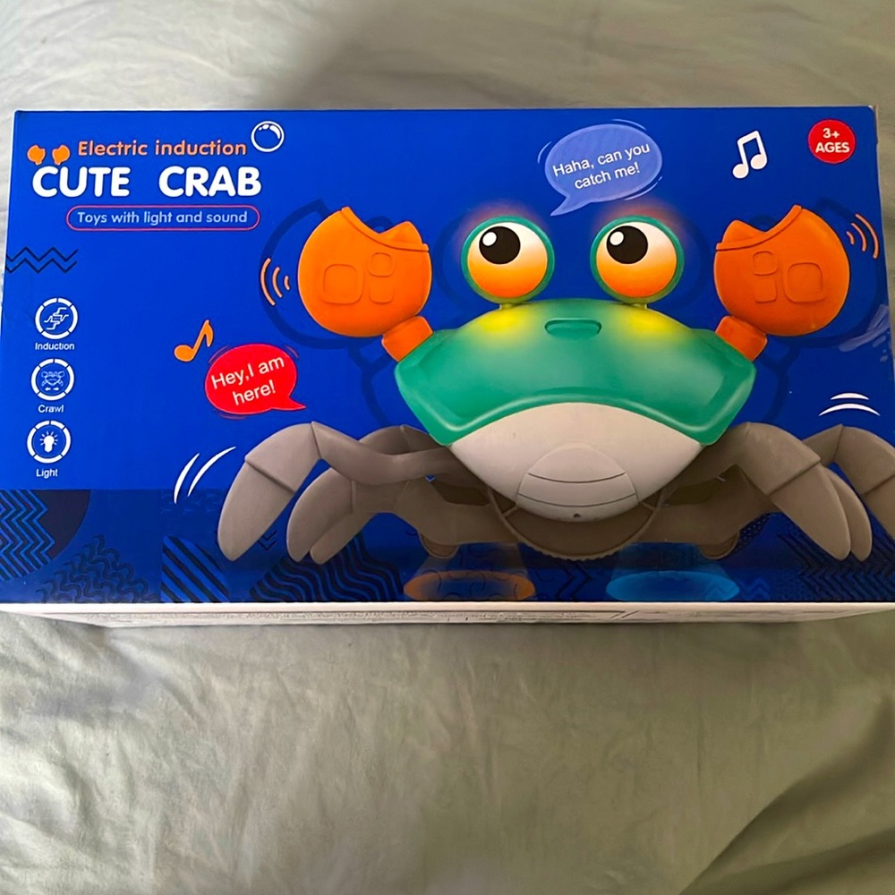 Cute Crab toy for ages 3+